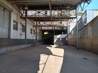 1882m² Warehouse to rent, Wynberg