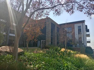 158m² Office To Rent, Woodmead