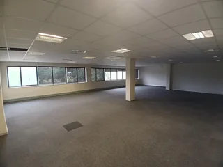 1012 sqm Office to Let in Bedfordview