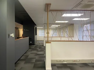 220 sqm Office To Let in Fourways