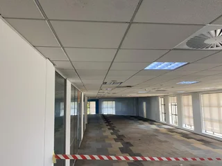 Entire Stand Alone Building to Let Illovo