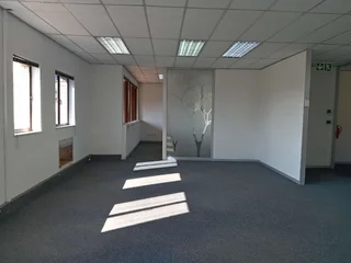 251m² Office To Rent, Rivonia