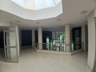 1012 sqm Office to Let in Bedfordview