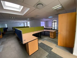 Entire Stand Alone Building to Let Illovo