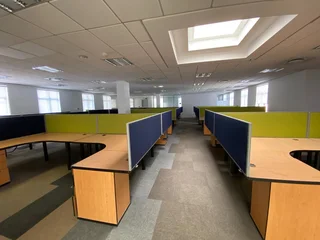 Entire Stand Alone Building to Let Illovo