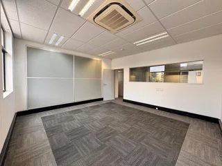 330 sqm Office to Let in Sandton