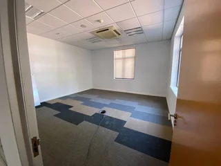 Entire Stand Alone Building to Let Illovo