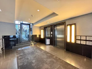 330 sqm Office to Let in Sandton