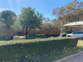 224 sqm Office To Let in Fourways