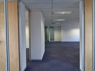 204m² Office to rent, Sunninghill