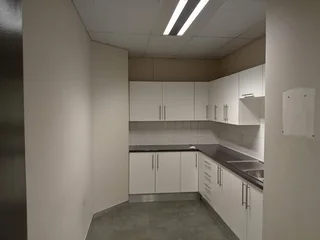 386.62m² Office To Rent, Woodmead