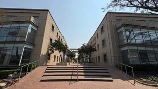 1161m² Office Space to Rent Woodmead