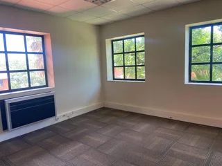 512 sqm Office To Let in Bryanston
