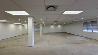 1161m² Office Space to Rent Woodmead