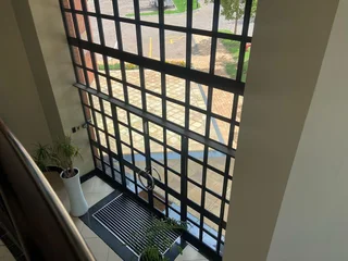 512 sqm Office To Let in Bryanston