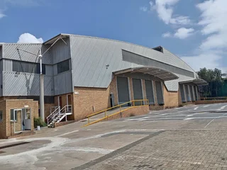 7671m² Warehouse to rent Longmeadow