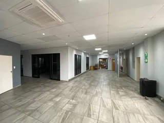 2700m2 Warehouse with 3000 AMPS POWER!!