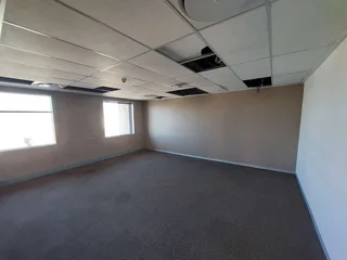 450 sqm Office to Let in Bedfordview