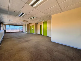 464 sqm Office to Let in Sandton