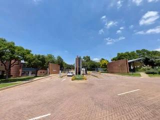 Large unmatched Tenant Incentive at this 470 sqm Office