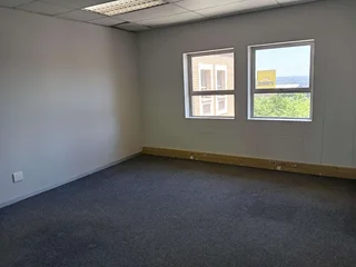 562m² Office to rent Sunninghill