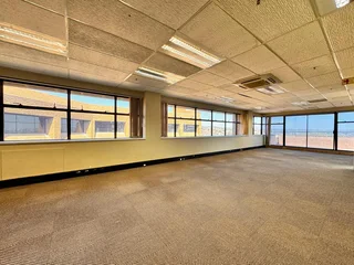 464 sqm Office to Let in Sandton