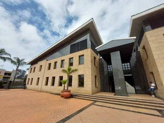 600 sqm Office to Let in Bedfordview