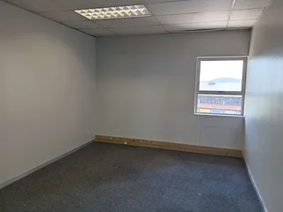 562m² Office to rent Sunninghill