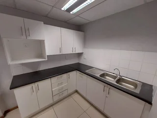 Large unmatched Tenant Incentive at this 470 sqm Office