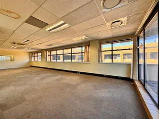464 sqm Office to Let in Sandton