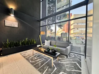 644 sqm Office to Let in Sandton