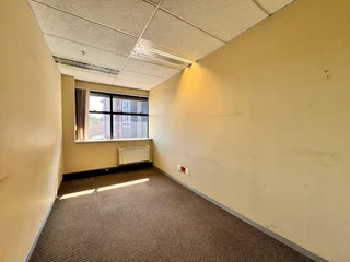 464 sqm Office to Let in Sandton