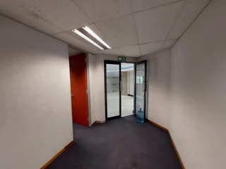 Large unmatched Tenant Incentive at this 470 sqm Office