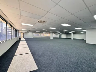 644 sqm Office to Let in Sandton