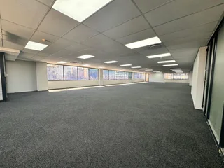 644 sqm Office to Let in Sandton