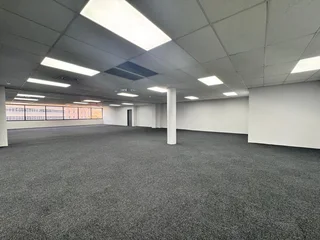 644 sqm Office to Let in Sandton