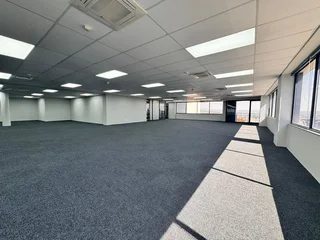 644 sqm Office to Let in Sandton