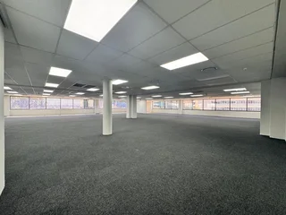 644 sqm Office to Let in Sandton