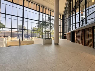 644 sqm Office to Let in Sandton