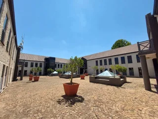 437 sqm Office to Let in Bedfordview