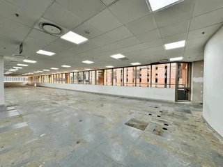552 sqm Office to Let in Sandton