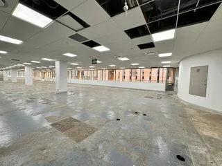 552 sqm Office to Let in Sandton