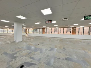 552 sqm Office to Let in Sandton
