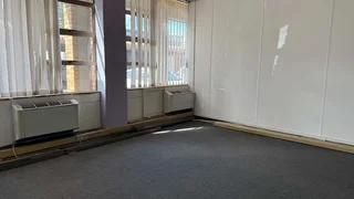 Ground Floor Office Space Available in Louwville Place – 276m²