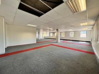 596 sqm Office to Let in Sandton