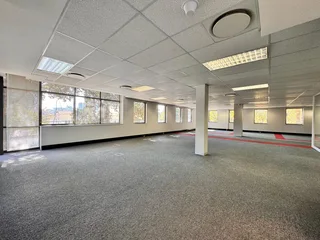 596 sqm Office to Let in Sandton
