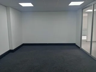 278m² Office to let Sunninghill