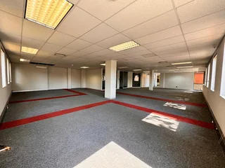 596 sqm Office to Let in Sandton