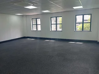 278m² Office to let Sunninghill