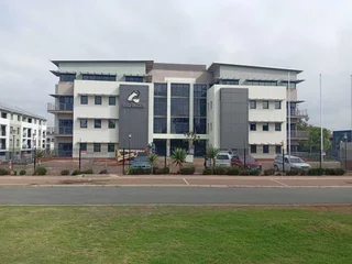 566m² Office To Rent, Rivonia